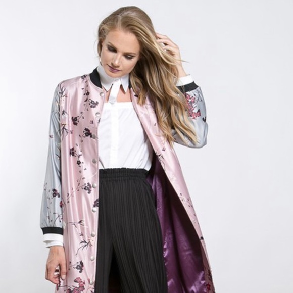 🖤🖤Long Bomber Jacket🖤🖤 - Picture 1 of 3